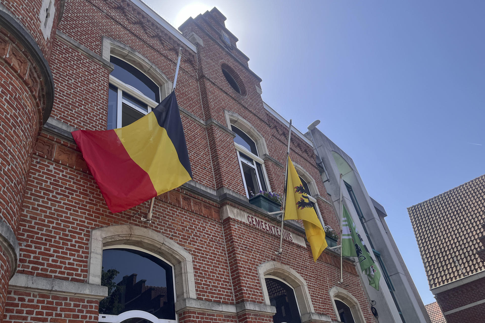 Bélgica recuerda a las víctimas de la colisión fatal: "Nadie puede entender lo sucedido"