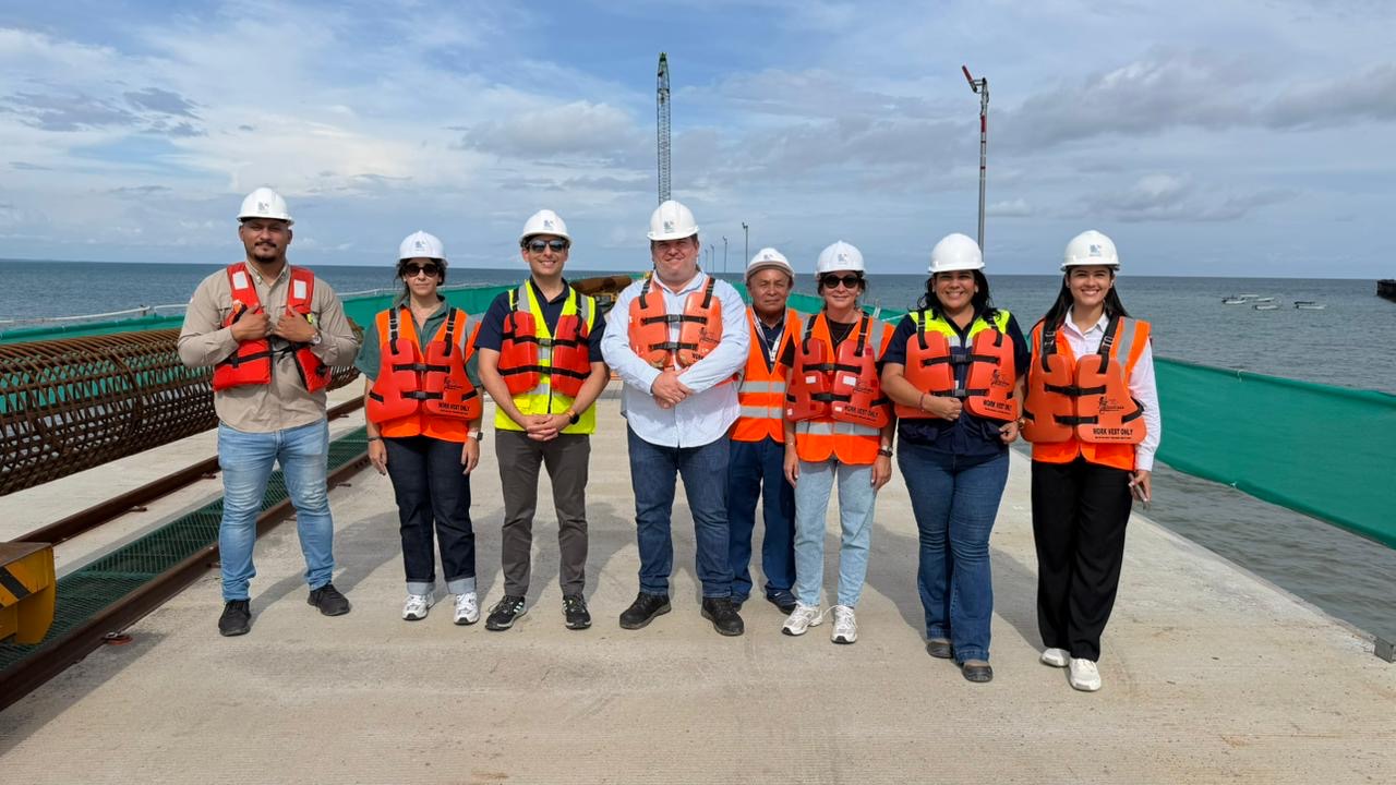 Miviot apoya proyecto logístico de Puerto Armuelles