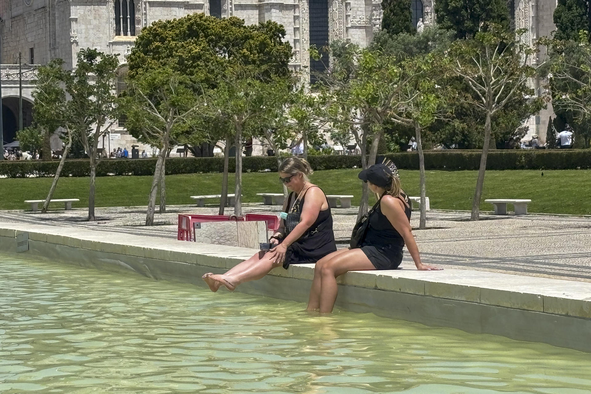 Ola de calor bate todos los récords y deja siete muertos en Francia
