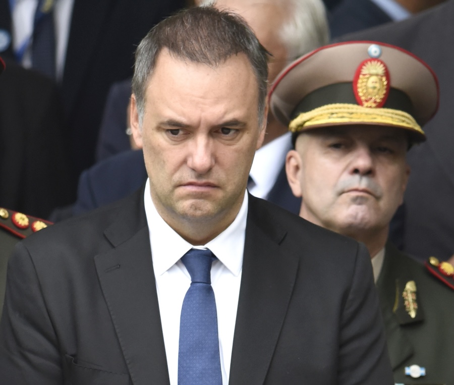 Adorni, jefe de Gabinete de Milei, renuncia tras meses de escándalos de corrupción