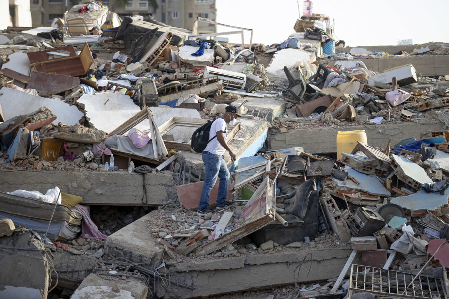 Ascienden a 920 los muertos y 3.360 los heridos en Venezuela tras el doble terremoto
