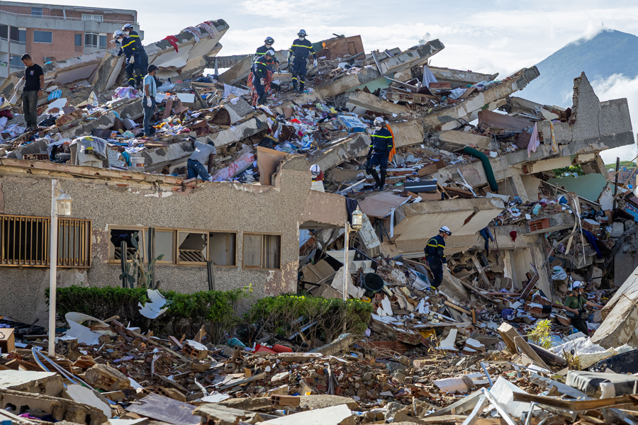 Sube a 1,943 la cifra de muertos y a 10,571 los heridos por doble terremoto en Venezuela