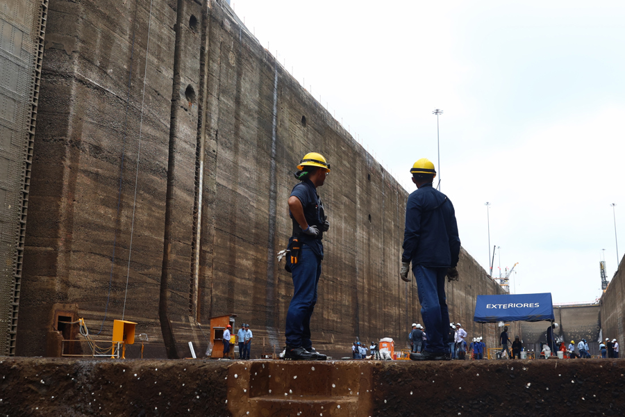 El Canal de Panamá reacondiciona las esclusas centenarias de Gatún