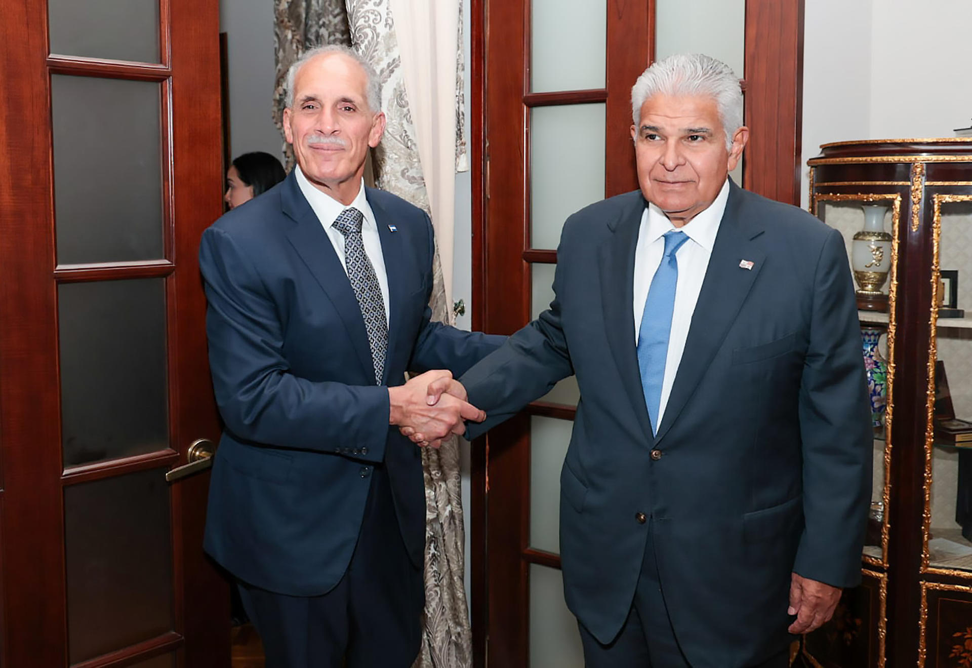 Mulino y Asfura abogan por fortalecer relación bilateral y la integración de Centroamérica