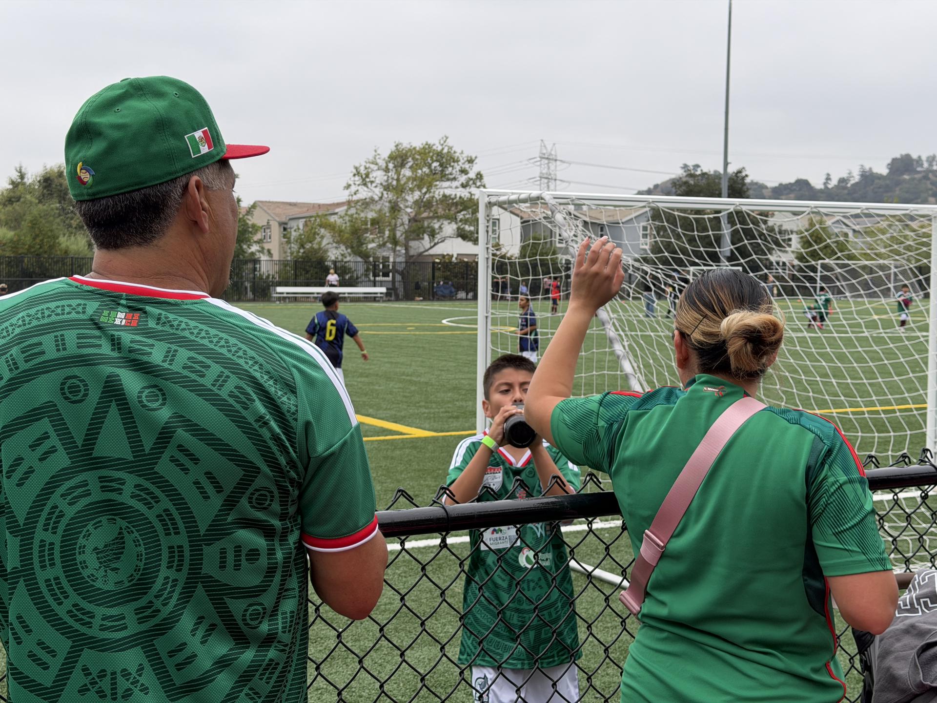 Migrantes indocumentados en EE UU, obligados a ver el Mundial desde sus casas