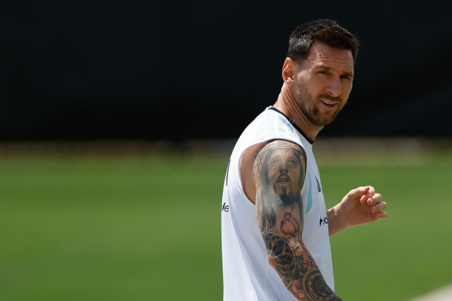 ¿Debe jugar Messi contra Jordania?