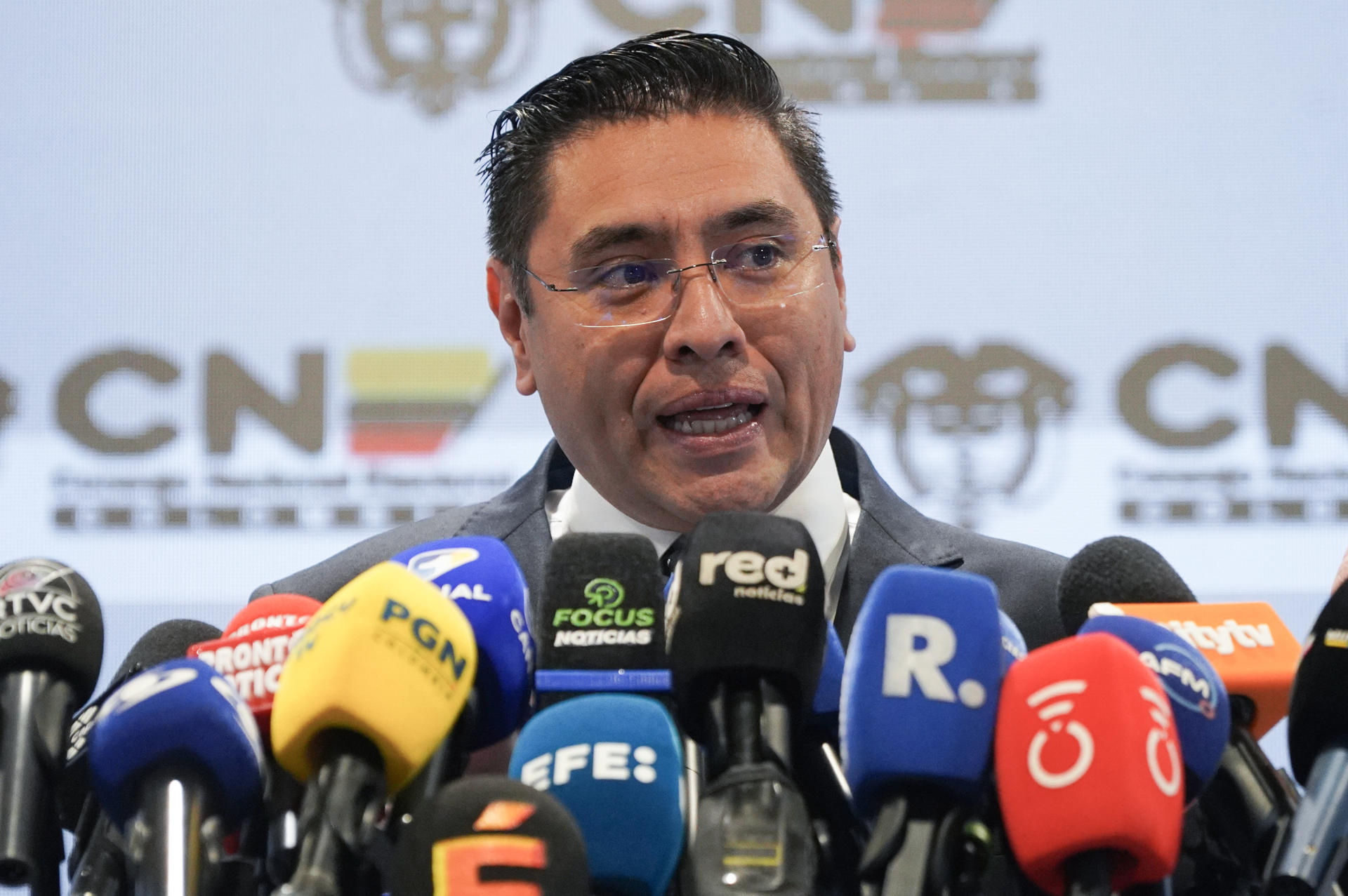 La autoridad electoral colombiana elude dar una fecha para declarar al presidente electo