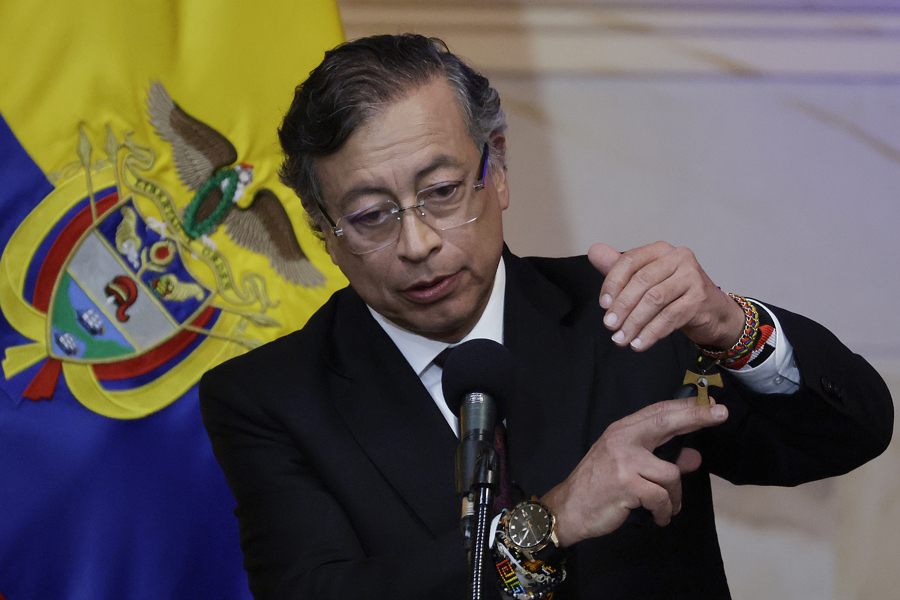 Petro advierte que Colombia afrontará un "meganiño" en diciembre y pide preparar al país
