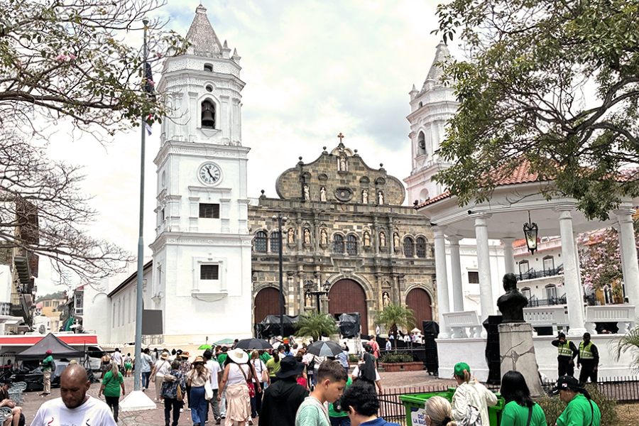 El arzobispo de Panamá pide a los venezolanos no perder la esperanza y ora por Machado