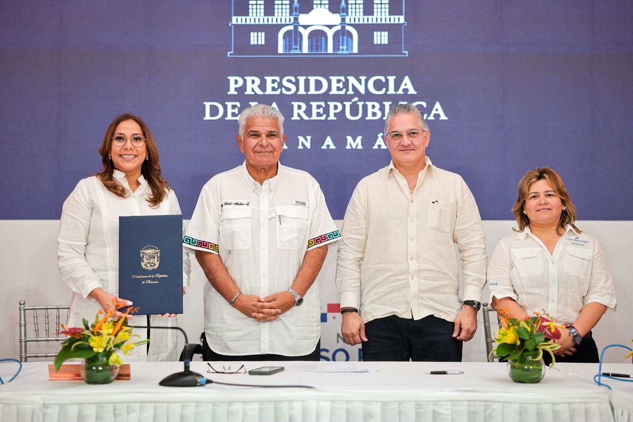 Inadeh, Presidencia e ITSE unen esfuerzos para fortalecer el talento humano del sector logístico