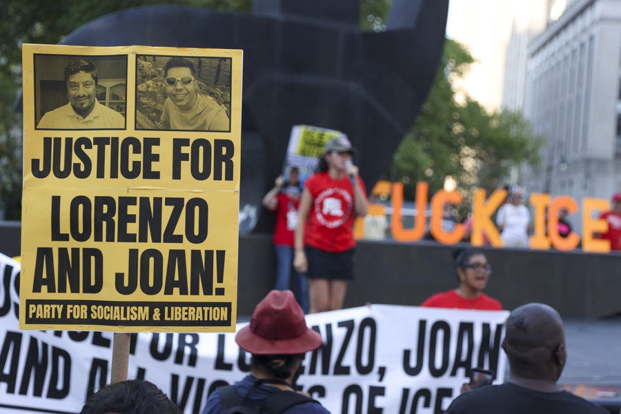 Protestan en Nueva York por "Lorenzo, Joan y todas las víctimas del ICE