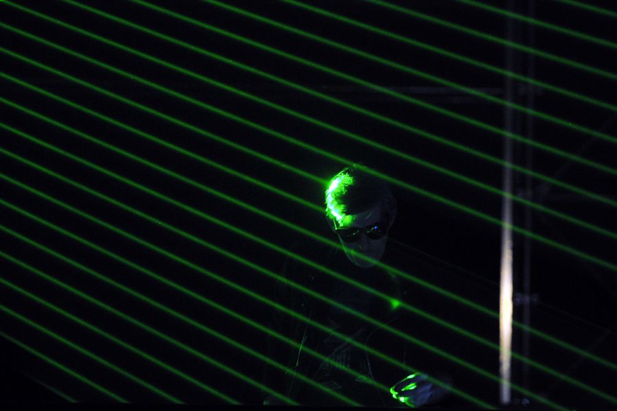 Encuentran muerto al DJ francés Kavinsky, famoso por el tema 'Nightcall' del filme 'Drive'