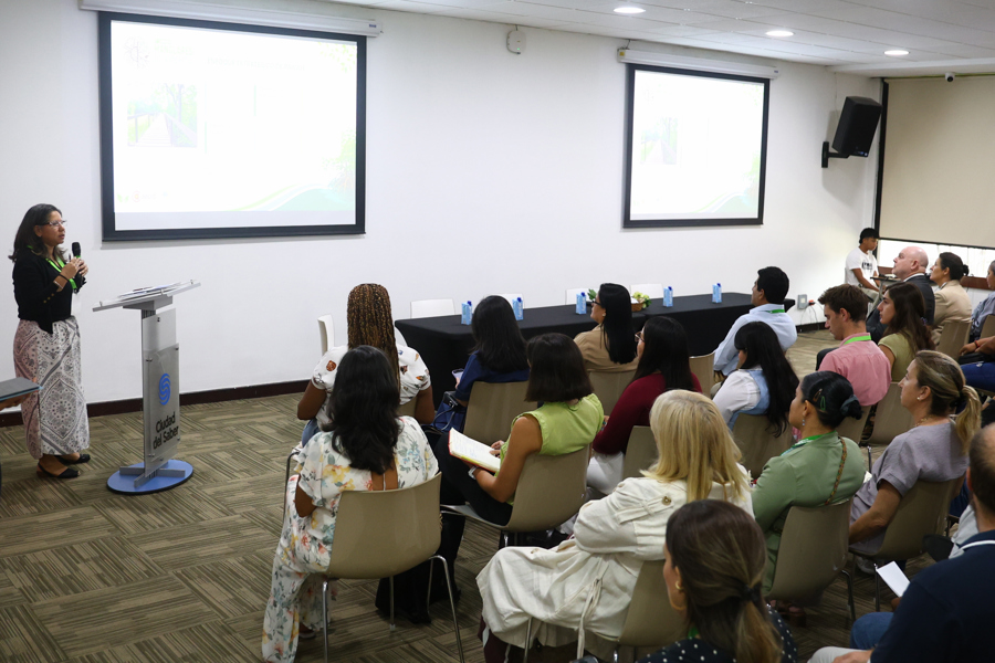 Preservar los manglares en Panamá a través economía verde y cooperación internacional