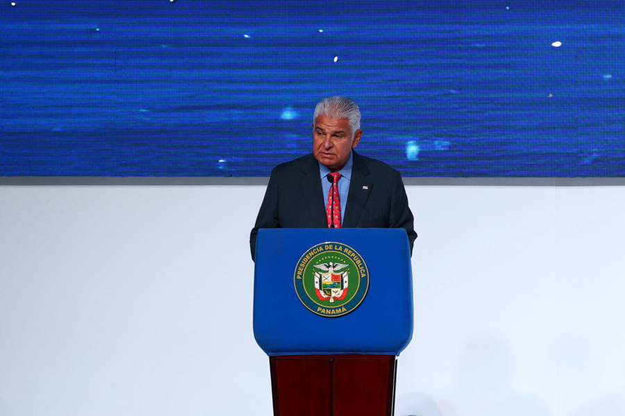 Panamá se compromete a desarrollar la industria de semiconductores y microelectrónica