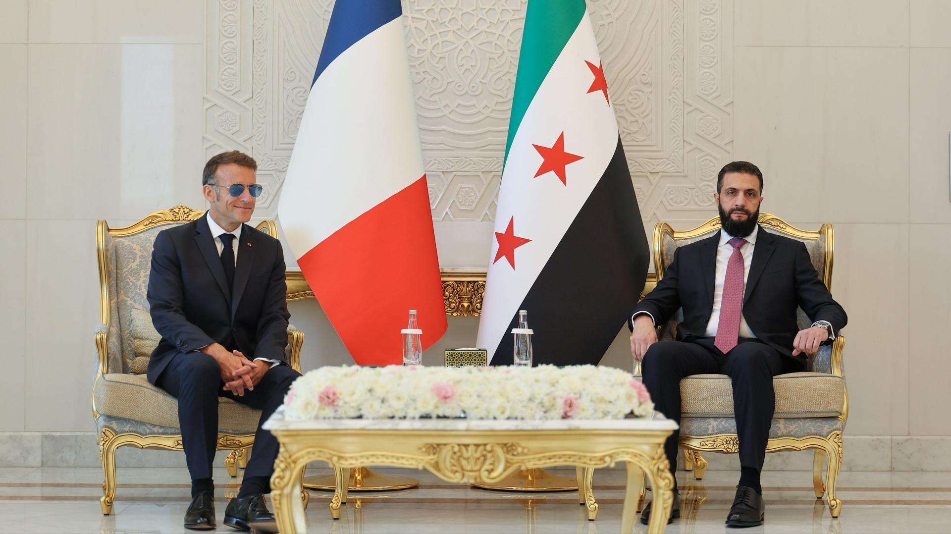 Siria y Francia acuerdan enviar embajadores y sellan una hoja de ruta de cooperación