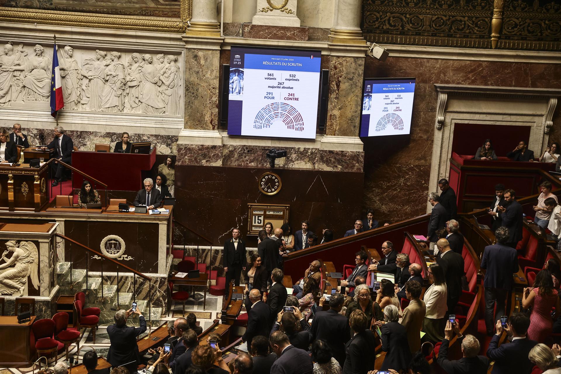 Francia legaliza la eutanasia y el suicidio asistido