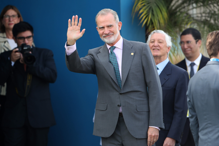 El rey de España llega a Perú para asistir a la investidura presidencial de Keiko Fujimori