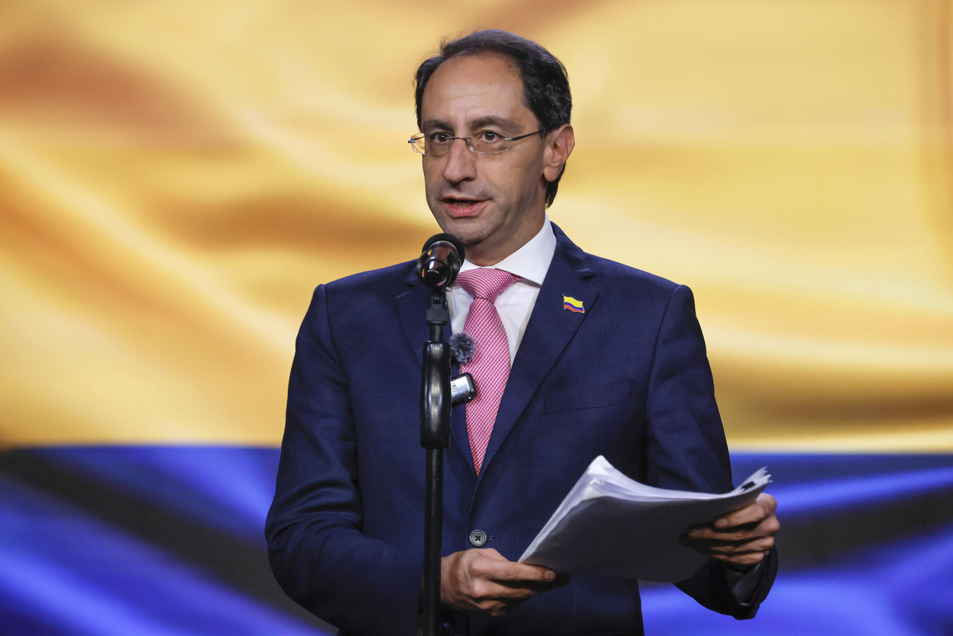 Vicepresidente electo de Colombia dice que la transición de Gobierno se hará en dos etapas