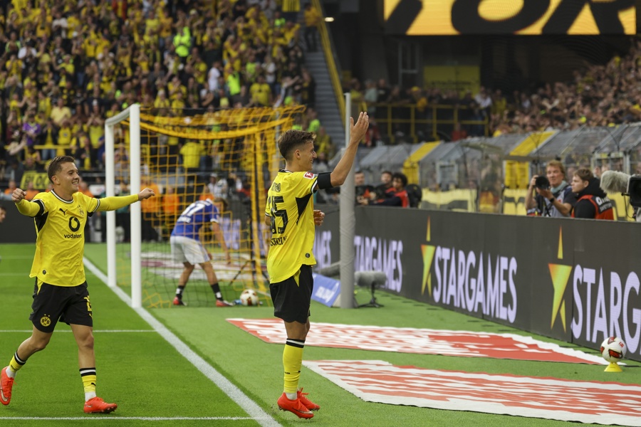 2-0. La conexión griega pone en marcha al subcampeón
