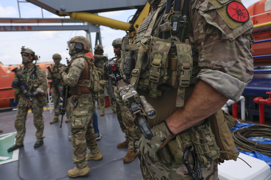 Fuerzas de cuatro países simulan un asalto naval para impedir un ataque al Canal de Panamá