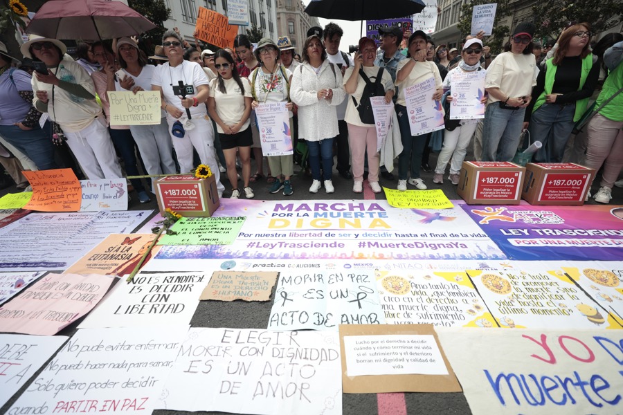 Ciudad de México abre la puerta a debate sobre eutanasia tras marcha por una muerte digna
