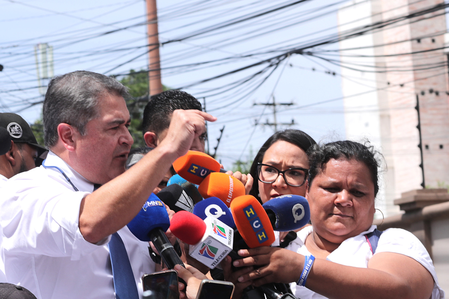 Se retrasa el inicio de la audiencia contra expresidente de Honduras por caso de lavado