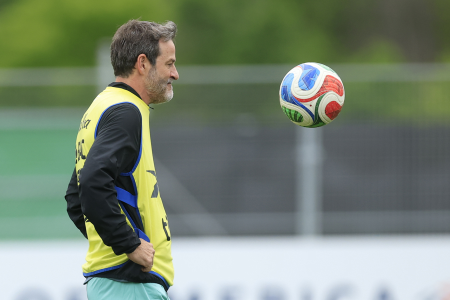 Panamá inicia una nueva etapa con Thomas Christiansen al frente en cuadrangular en Japón