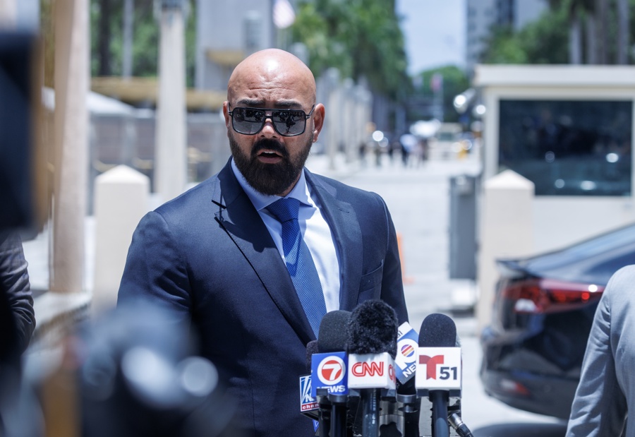 Los hermanos Tate piden libertad bajo fianza en Miami ante los cargos de trata de personas