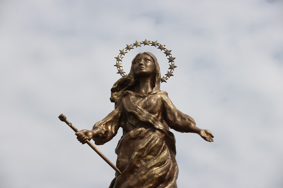Inauguran un monumento de la Virgen de Asunción por los 489 años de la capital paraguaya