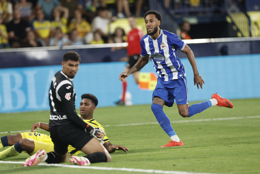 2-3. Aubameyang lanza al Deportivo y multiplica las dudas del Villarreal