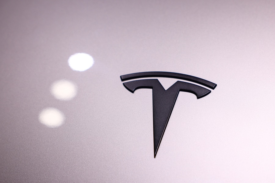 Tesla presenta en Texas el Cybercab, su apuesta por los robotaxis autónomos
