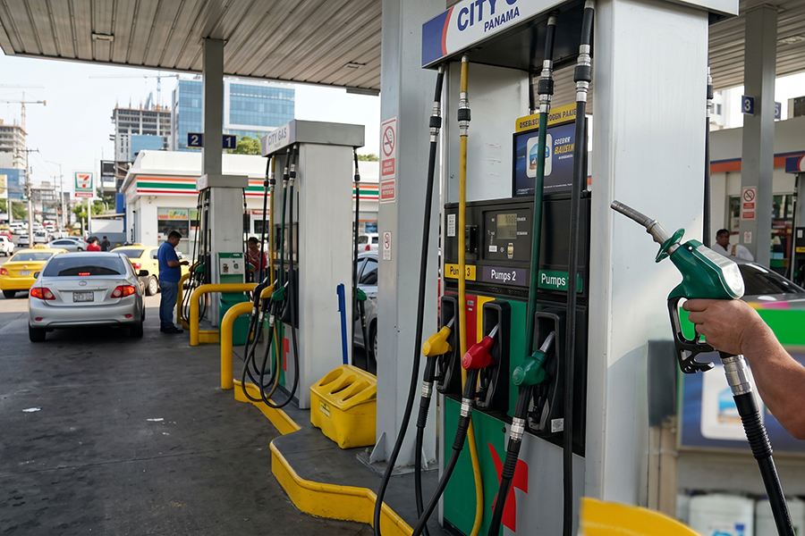 Sube el combustible y el Gobierno mueve el subsidio