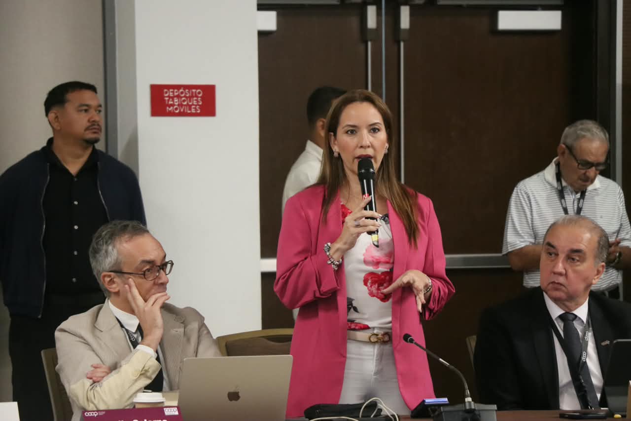 Directora ejecutiva del IPACOOP da la bienvenida a cooperativistas de la Alianza Cooperativa Internacional