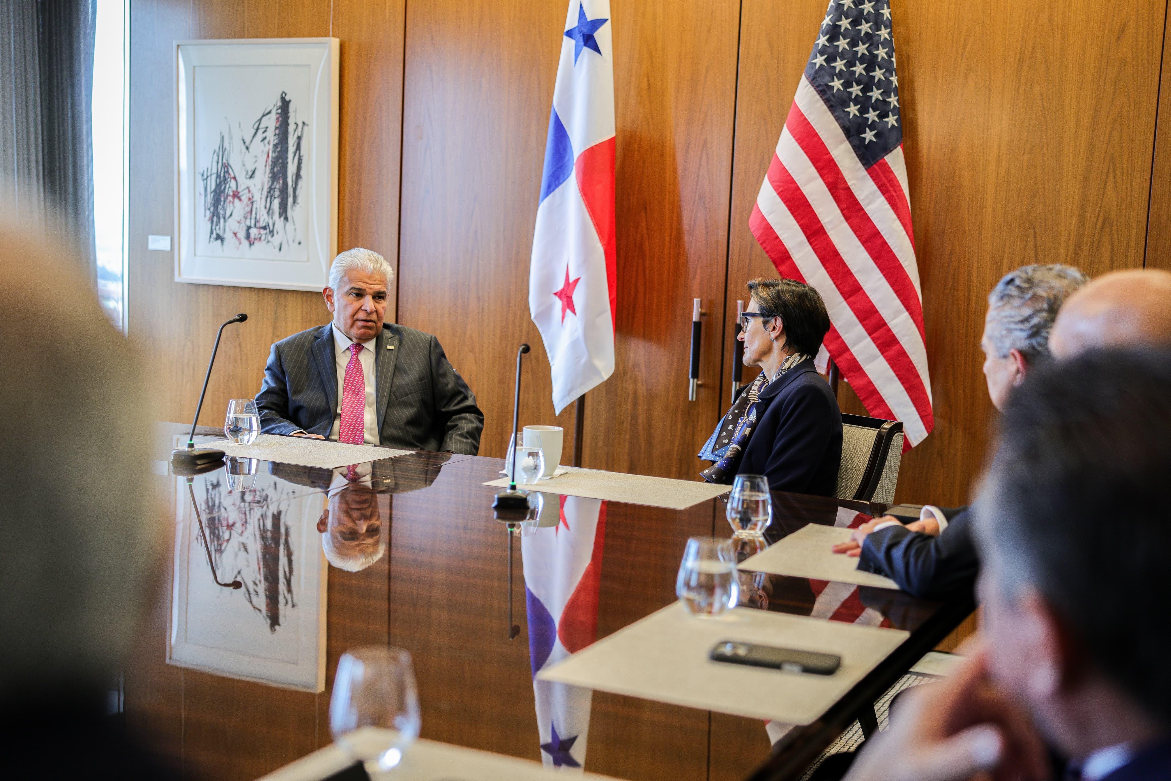 Presidente Mulino se reúne con la CEO de Grupo Citi