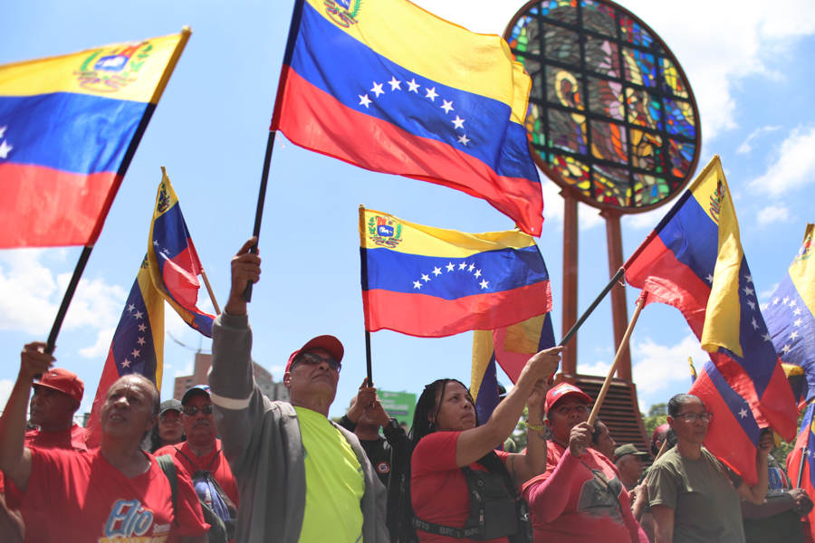 El chavismo marcha en apoyo a la participación de Delcy Rodríguez en las Naciones Unidas