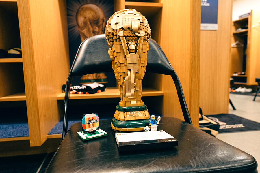 El trofeo de la Copa del Mundo de la FIFA de Lego, premiado como mejor juguete de 2026