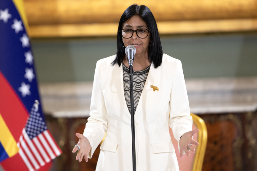 Opositores rechazan que Delcy Rodríguez atribuyera fallas eléctricas a supuesto sabotaje