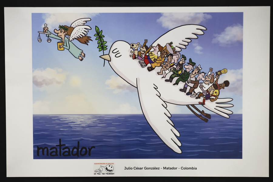 Caricaturas de todo el mundo retratan “La paz sin palabras” en una exposición de Bogotá