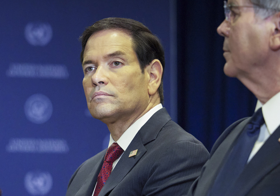 Rubio dice que "EE.UU. y China tienen que dialogar" pese a "importantes discrepancias"