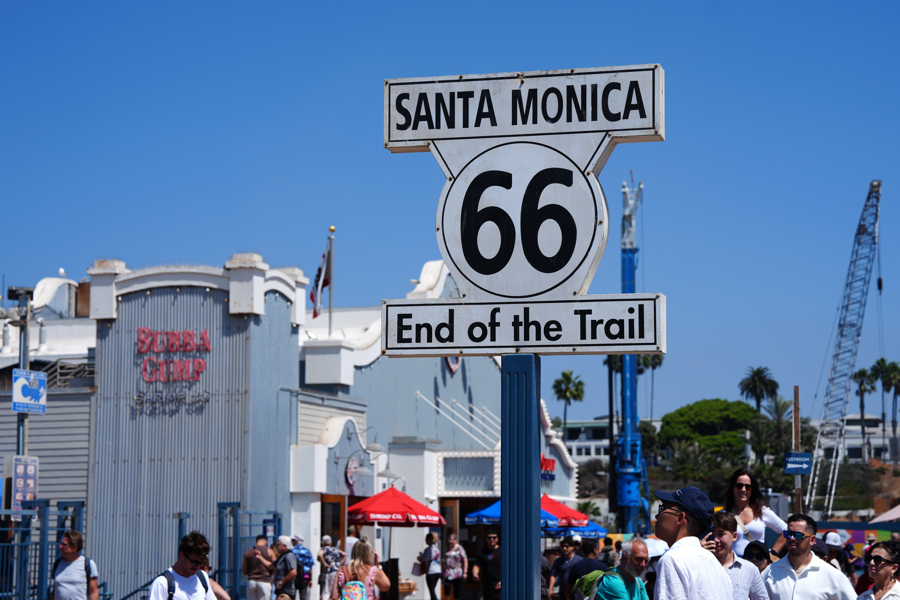 La Ruta 66 cumple un siglo de historia entre neones, moteles de paso y sueños de asfalto