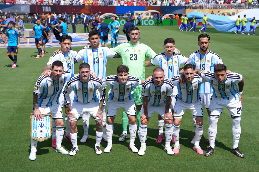 Argentina se asoma a la era post Messi con el liderazgo centrado en el entrenador Scaloni