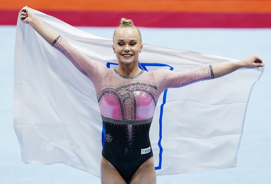 Tres gimnastas rusos siguen esperando visado para los Mundiales, tras el veto a Melnikova