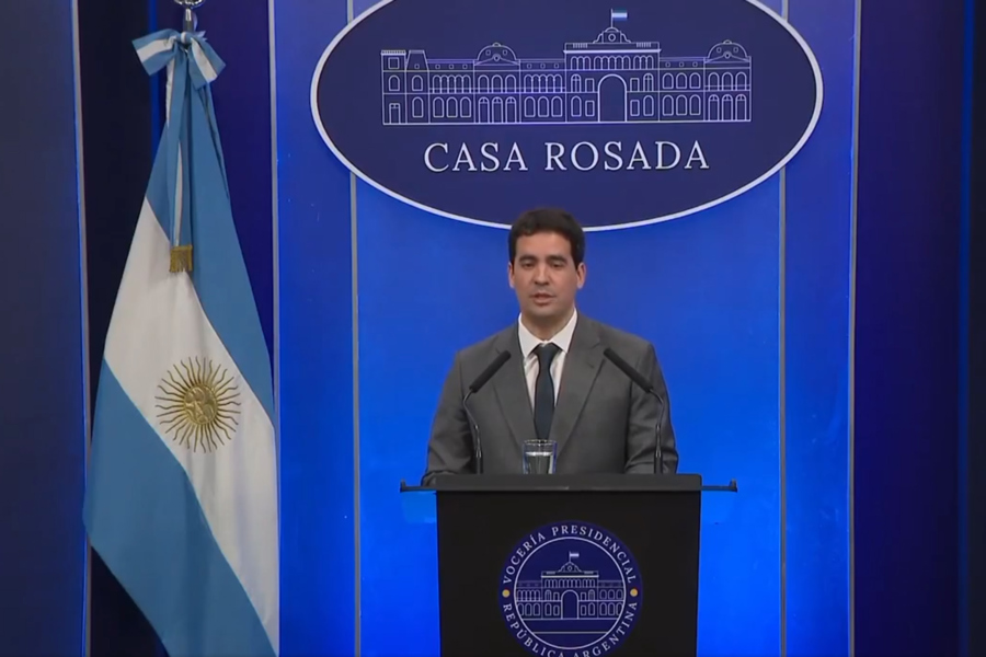 Argentina dice que Flávio Bolsonaro no pidió asilo