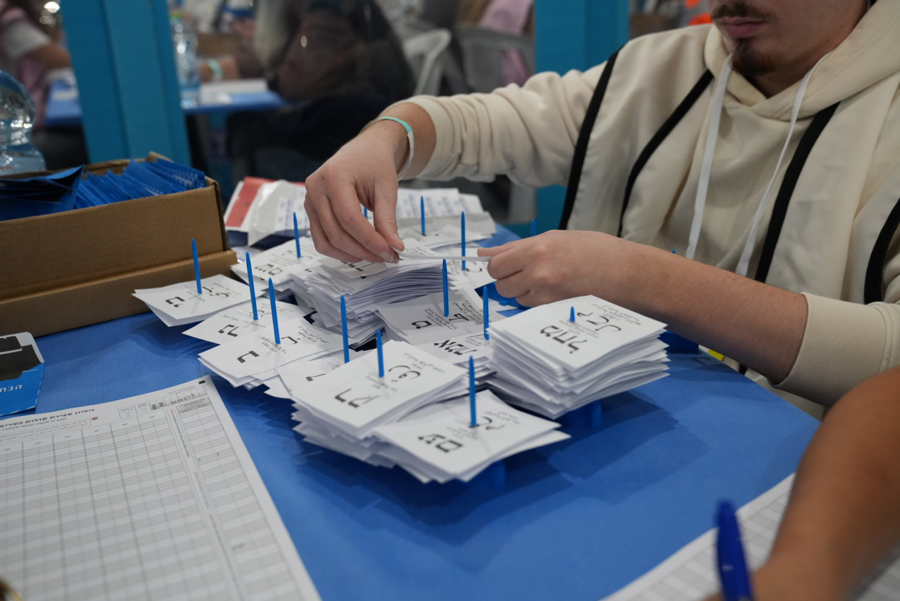 Las acusaciones de fraude e injerencia extranjera sacuden las elecciones en Israel
