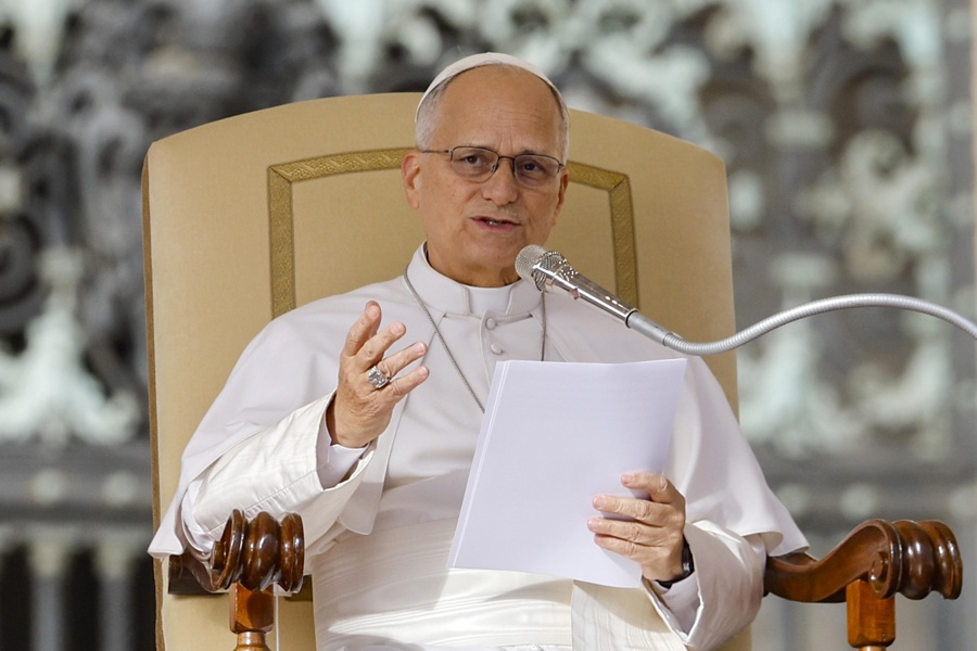 El papa, muy apenado por el accidente ferroviario de España, expresa su pésame y consuelo