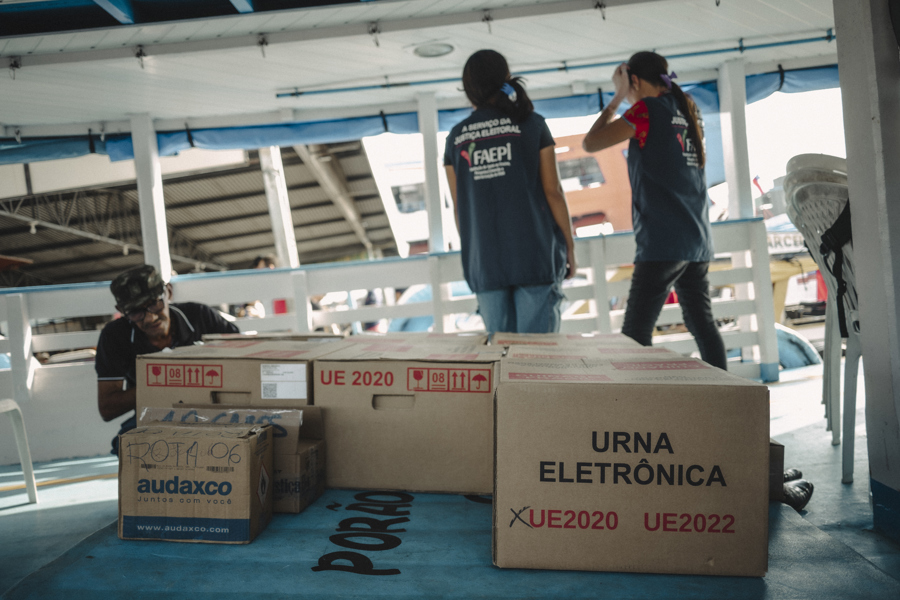 Brasil va a las urnas a definir su rumbo, con Lula y Bolsonaro bajo la sombra de Trump