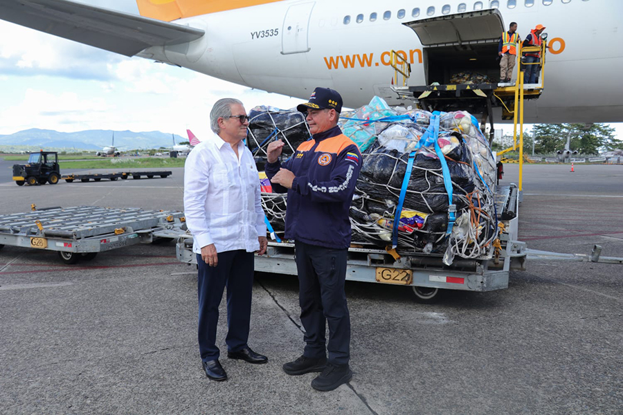 Venezuela envía 40 toneladas de ayuda a Panamá para atender a damnificados por los sismos