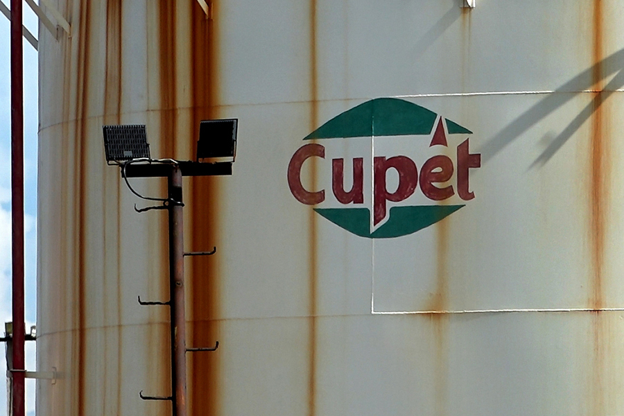 Cuba ajusta su ley petrolera, pero expertos ven un sector privado pequeño y control rígido