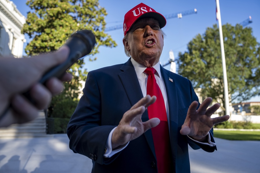 Trump dice que hablará "muy pronto" por teléfono con Putin sobre la peste neumónica rusa
