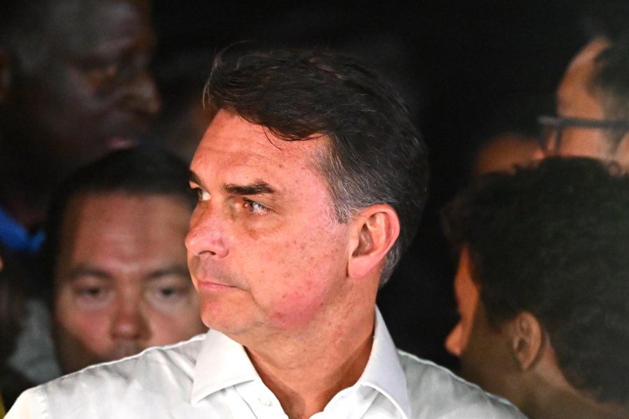 El futuro judicial de Flávio Bolsonaro se nubla tras su derrota en las elecciones